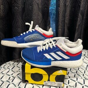 NWOT Size 13.5 Adidas Marquee Boost Low basketball shoes